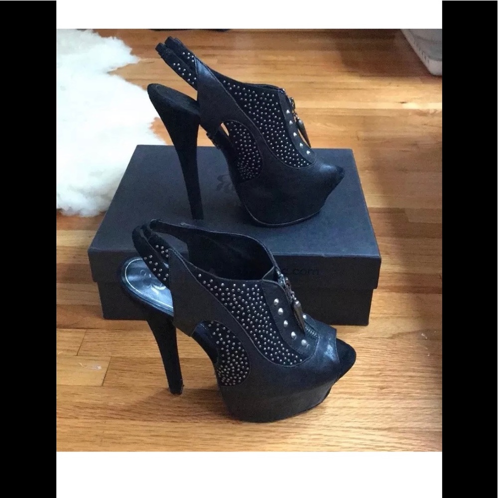 SOLD - Rock & Republic Zip Platform heel Bootie boot peep toe Shiloh 8